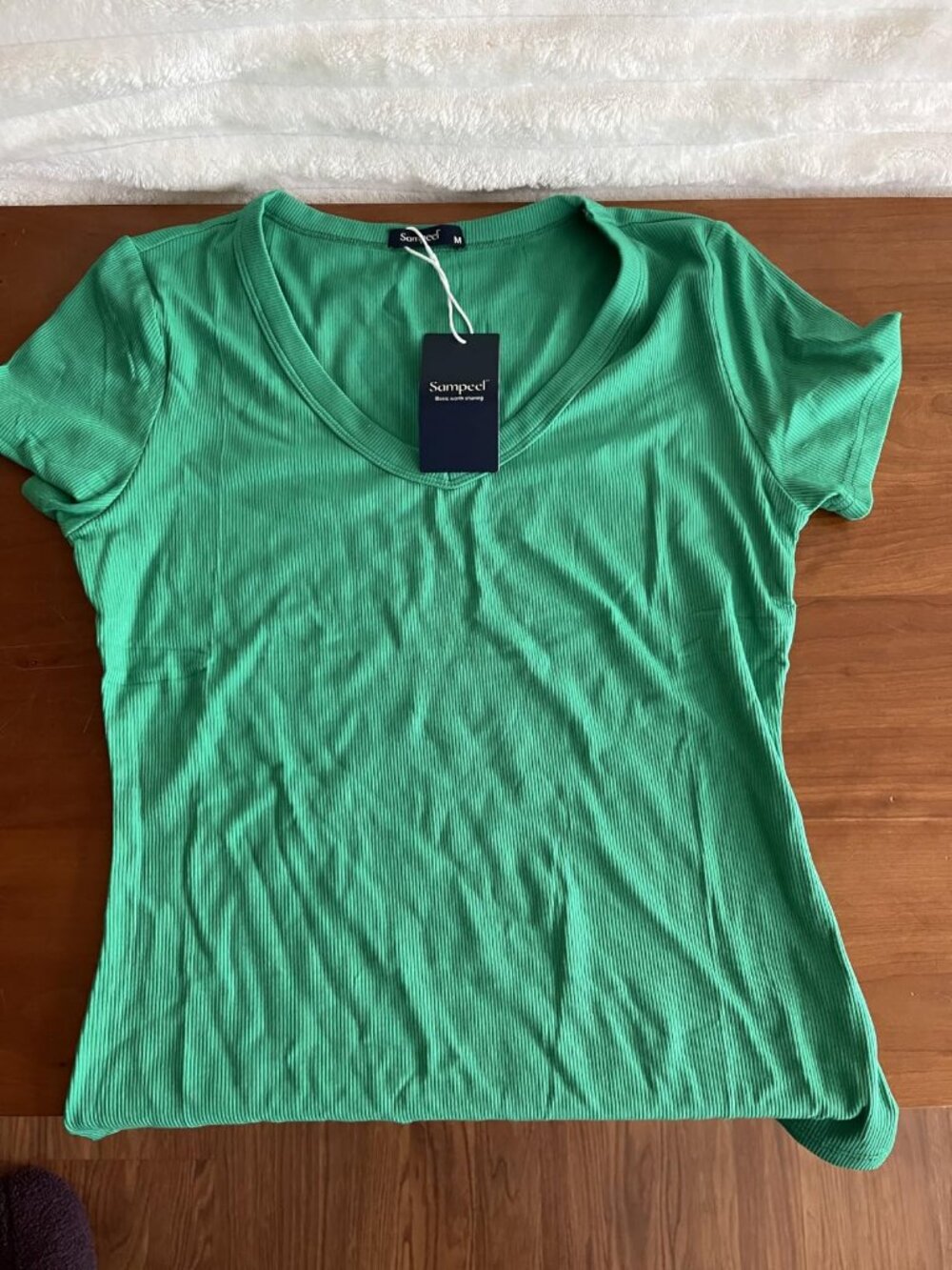 Women's Short Sleeve V Neck Ribbed T Shirt